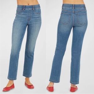 Spanx Straight Leg Stretch Pull On Jean Pants